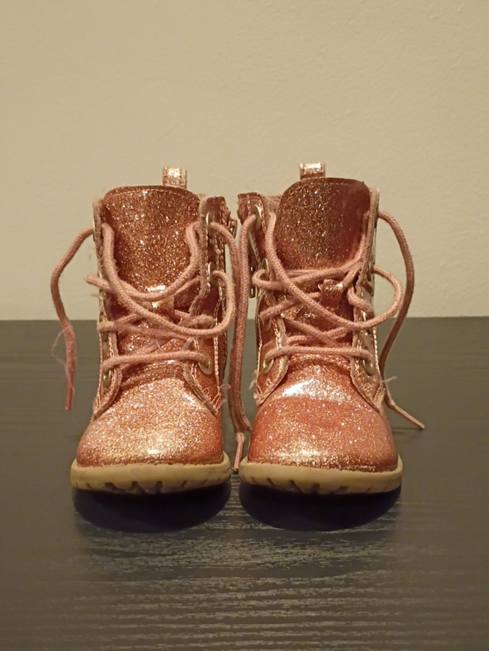 Old Navy Sparkle Lace-Up Kids Boots in Rose